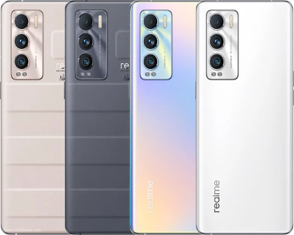 Realme GT Explorer Master display