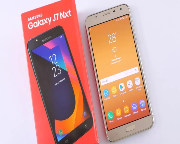 Samsung Galaxy J7 Nxt